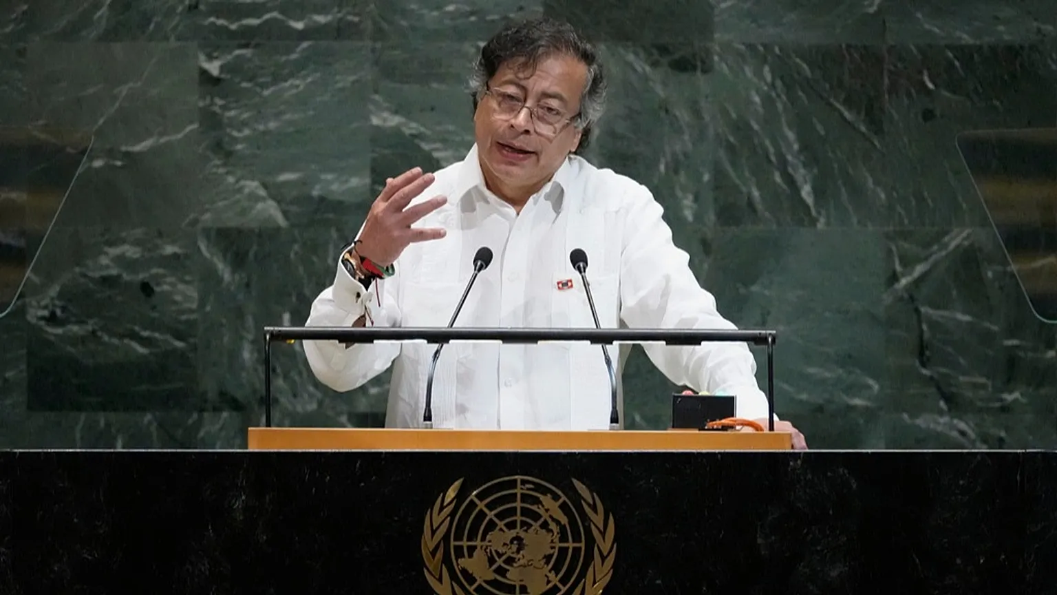 কলম্বিয়া প্রেসিডেন্টের ভিসা বাতিলের ঘোষণা যুক্তরাষ্ট্রের