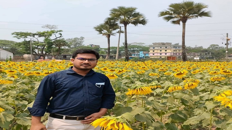 নোয়াখালীতে ট্রাক-মোটরসাইকেল সংঘর্ষে কৃষি কর্মকর্তা নিহত