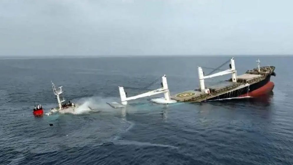 হুথিদের হুমকিতে সৌদি বন্দরে জাহাজ চলাচলে সতর্কতা