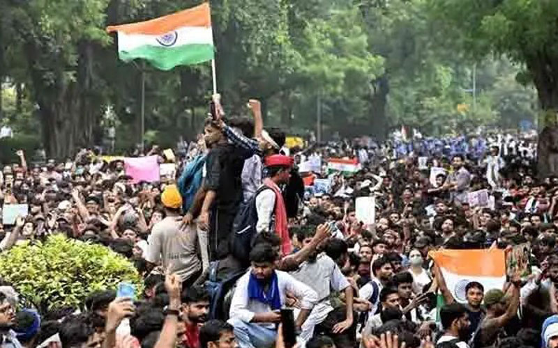 ভারত ছাড়িয়ে প্রবাসে ছড়িয়ে পড়ছে জেন-জি আন্দোলন