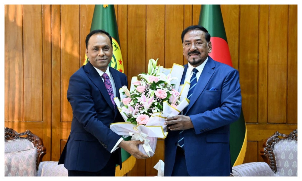 রাষ্ট্রপতির দায়িত্ব নেওয়ায় হাফিজ উদ্দিন আহমদকে অভিনন্দন ও শুভেচ্ছা