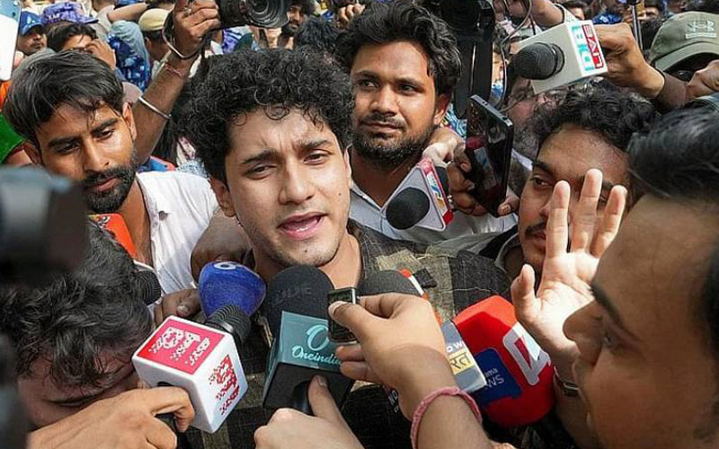 মোদি সরকারকে ২৪ ঘণ্টার আলটিমেটাম আন্দোলনকারীদের