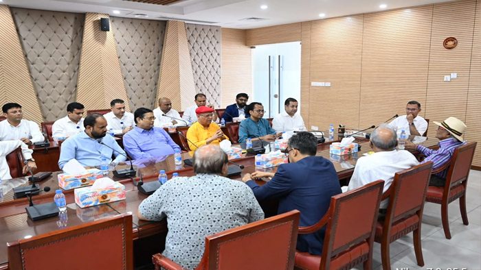 স্বাধীন গণমাধ্যমের নীতিমালা প্রণয়নে সম্পাদকদের সহযোগিতা চান প্রধানমন্ত্রী