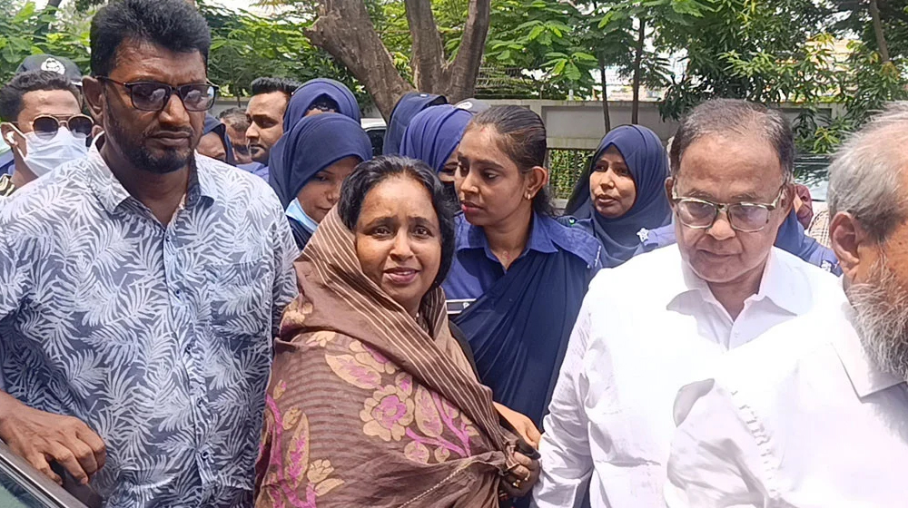 আদালতে হাজিরা শেষে আইভীর আক্ষেপ- ‘নির্দোষ হয়েও আজ আমি অপরাধী’