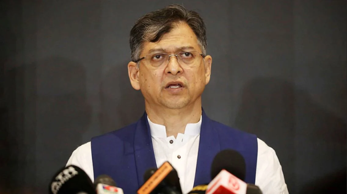 পুলিশ কোনো দলের লাঠিয়াল বাহিনী নয়: স্বরাষ্ট্রমন্ত্রী