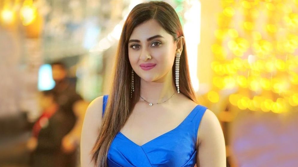 আড়াল ভেঙে আবারও পর্দায় ফিরছেন শবনম বুবলী