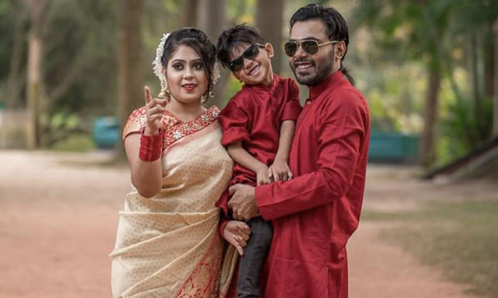তৃতীয় সন্তানের বাবা হলেন রুমি