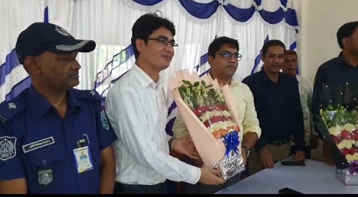 রুহিয়ায় নবাগত ইউএনও মোঃ আলাউদ্দিনের আনুষ্ঠানিক দায়িত্ব গ্রহণ