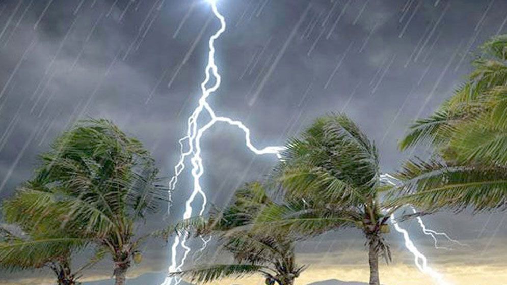 . দুপুরের মধ্যেই ১৩ জেলায় ঝড়-বৃষ্টির আভাস