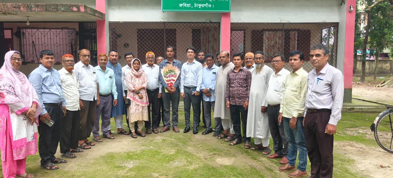 রুহিয়া উপজেলা নির্বাহী অফিসারের সঙ্গে প্রাথমিক শিক্ষক সমিতির সৌজন্য সাক্ষাৎ ও মতবিনিময়