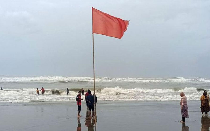 সমুদ্রবন্দরে ৩ নম্বর সতর্কসংকেত