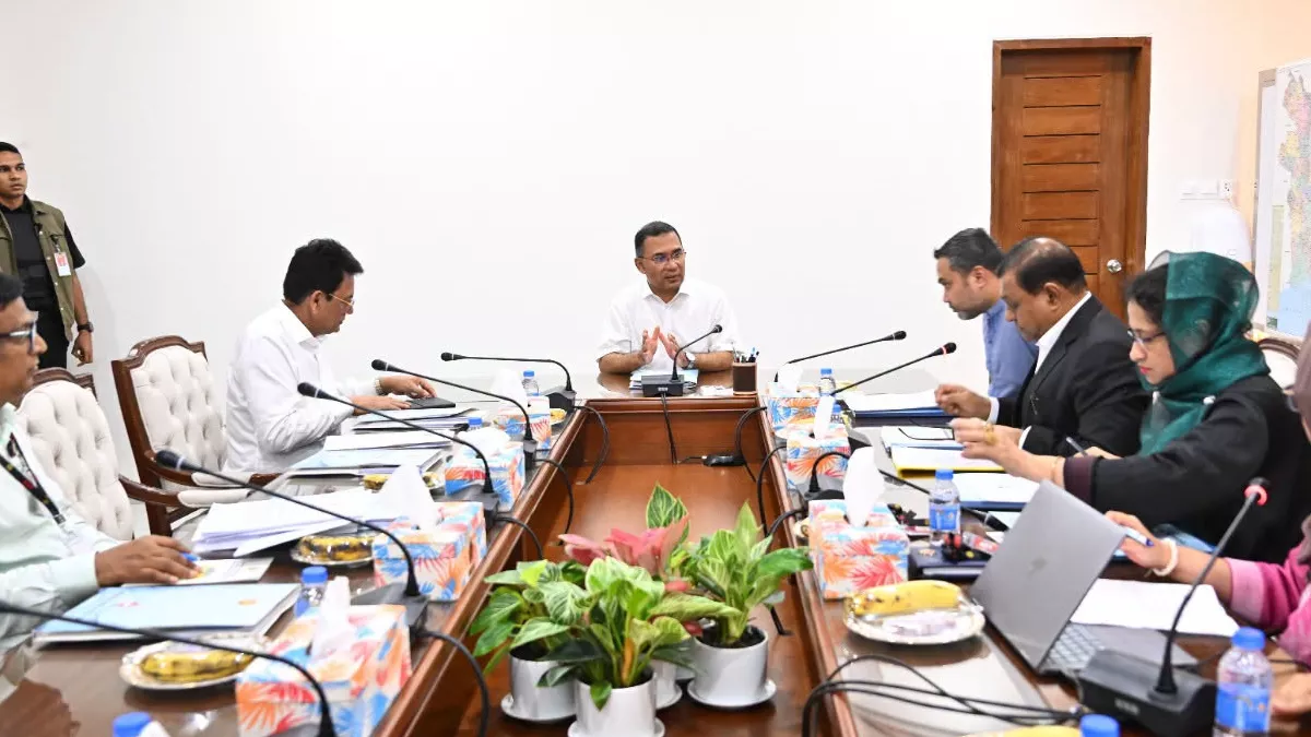 মেয়েদের সার্বজনীন উপবৃত্তি পুনর্বহালের সম্ভাব্যতা যাচাইয়ের নির্দেশ