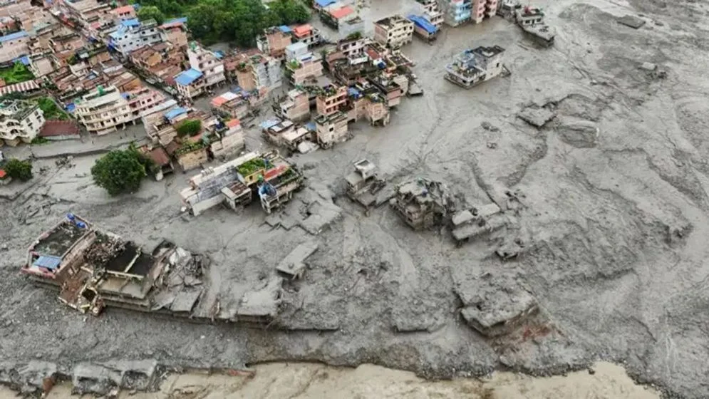 নেপালে ভয়াবহ বন্যায় মৃতের সংখ্যা ৪৭২, নিখোঁজ ১ হাজার ৪০০