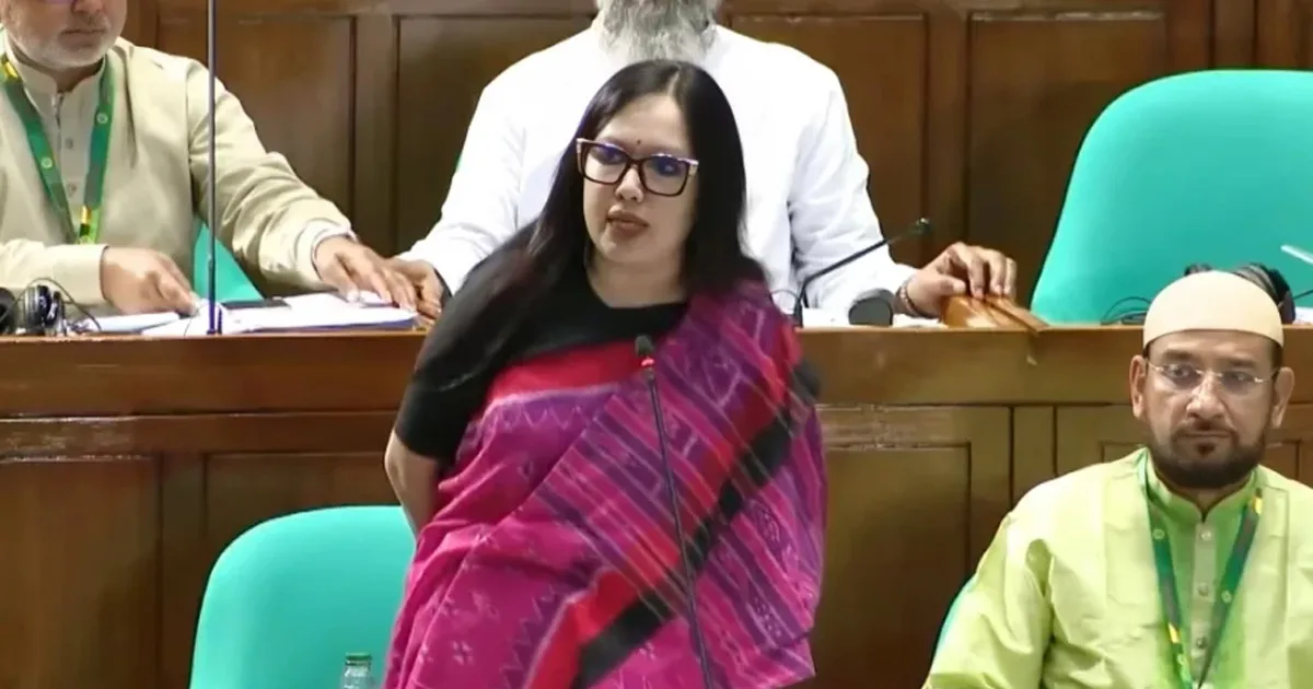 বিদ্যুৎ-গ্যাসের সংকটে অতিষ্ঠ জনজীবন, বাড়ছে মূল্যস্ফীতির চাপ