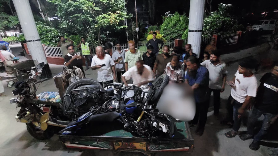 ভাঙ্গায় বাস ও মোটরসাইকেলের মুখোমুখি সংঘর্ষে নিহত ৩