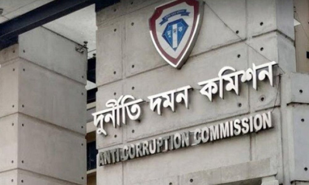 দুদকের নতুন মহাপরিচালক নাজমুল আলম