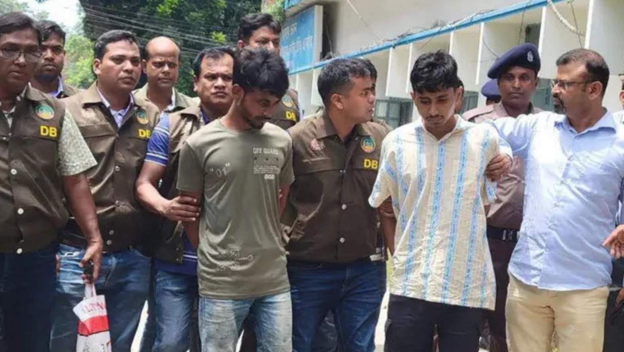 মোবাইল বন্ধক রেখে ইয়াবা কেনেন সিদ্ধার্থ ও মুগ্ধ