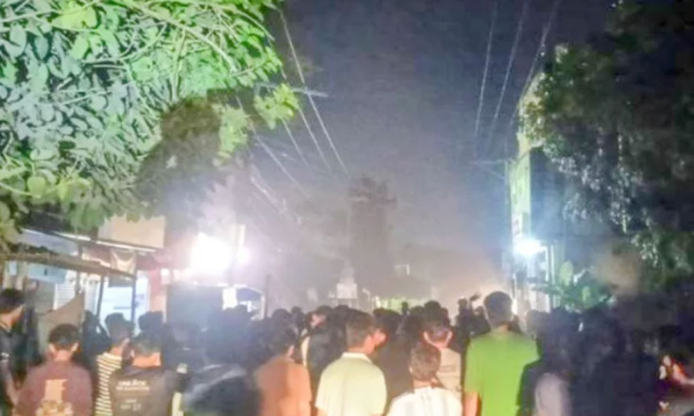সাভারে সিটি ও ড্যাফোডিল বিশ্ববিদ্যালয়ের শিক্ষার্থীদের মধ্যে সংঘর্ষ