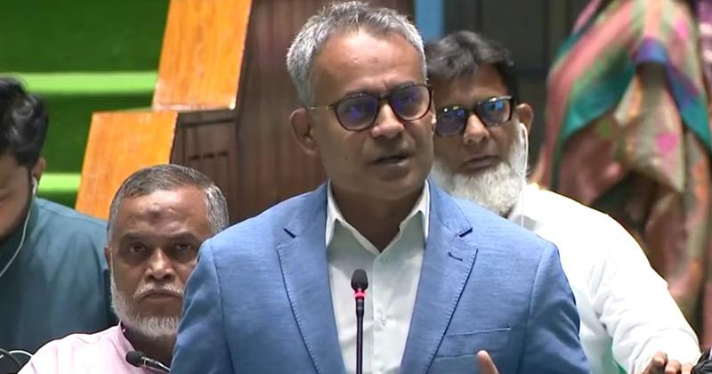 ৩ মাসের মধ্যে ঢাকার চারপাশে ওয়াটার বাস চালুর উদ্যোগ নেয়া হয়েছে: নৌমন্ত্রী