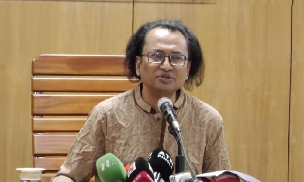 ঢাকায় কিছুটা লোডশেডিং মেনে নেওয়া উচিত : তথ্য উপদেষ্টা