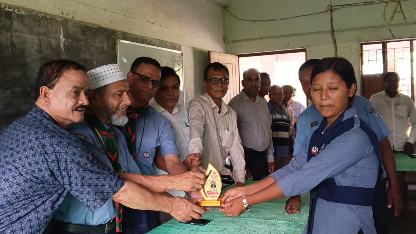 স্কাউটের বিভিন্ন কর্মসূচি পরিদর্শন ও কৃতি শিক্ষার্থীদের সংবর্ধনা