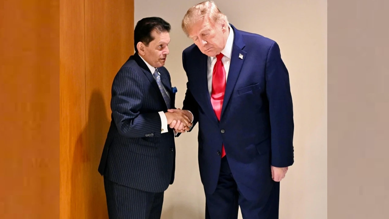 ট্রাম্পের সঙ্গে খলিলুর রহমানের মতবিনিময়