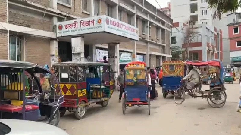 গাজীপুরে ট্রাক-অটোরিকশার সংঘর্ষে নিহত ৩