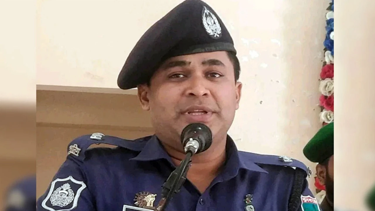 ক্যান্টনমেন্ট থানার সাবেক ওসি রাকিবুল হাসান গ্রেপ্তার