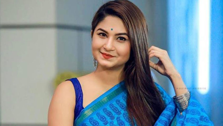 নিজের মতো করেই পথ চলতে চান স্পর্শিয়া