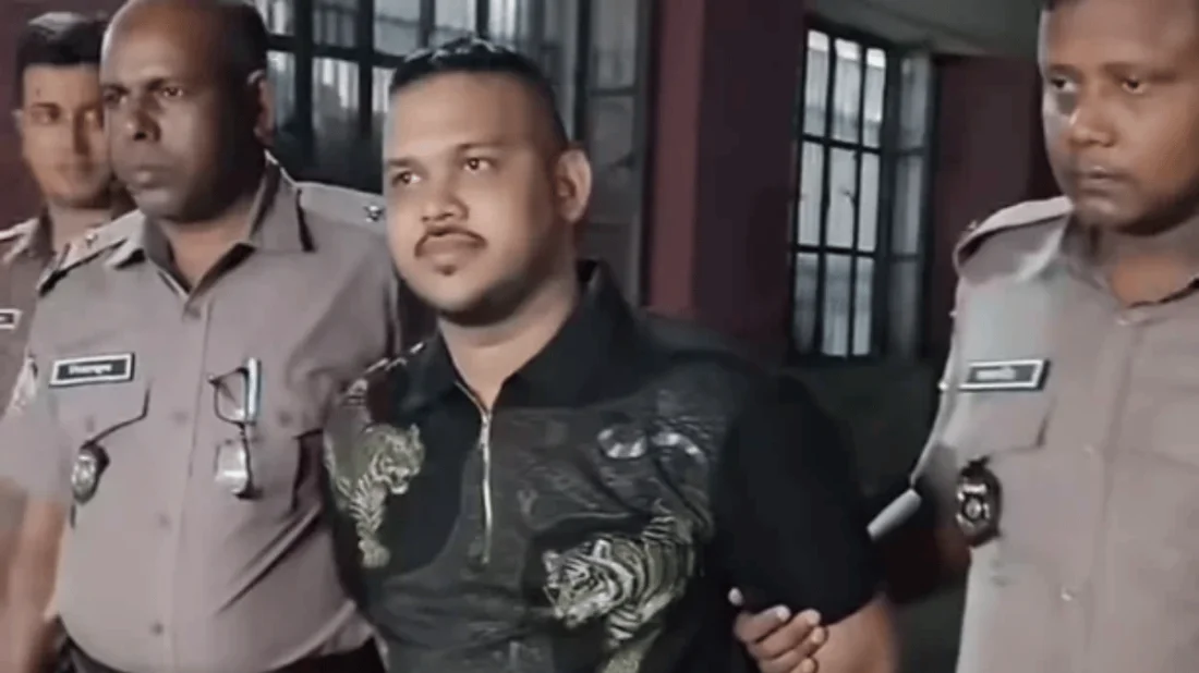 প্রিজন ভ্যান থেকে ‘পিচ্চি রাজা’ পালানোর ঘটনায় ৫ পুলিশ সদস্য বরখাস্ত