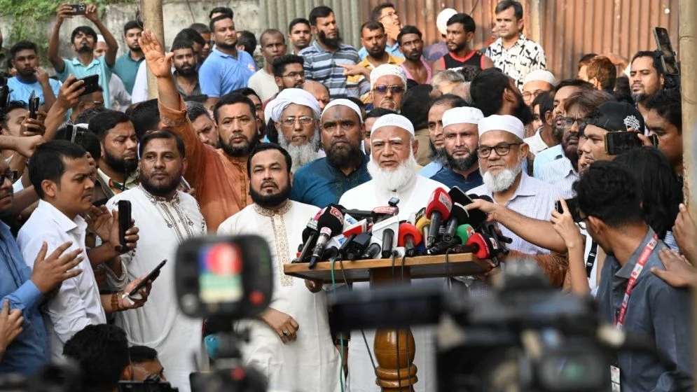 মিরপুরে ক্ষতিগ্রস্ত রাড্ডাকে ৫০ লাখ টাকা অনুদানের আশ্বাস জামায়াতে