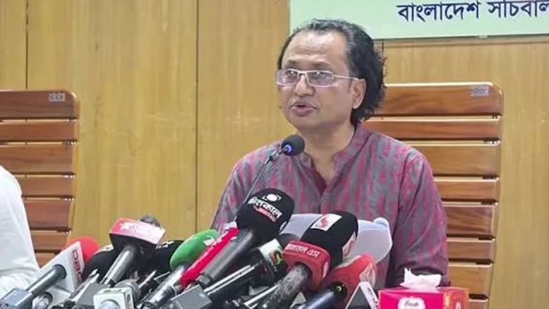 দেশে এলপি গ্যাসের কোনো সংকট নেই: তথ্য উপদেষ্টা