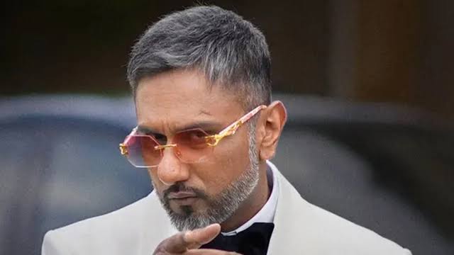 আবারও আইনি জটিলতায় হানি সিং