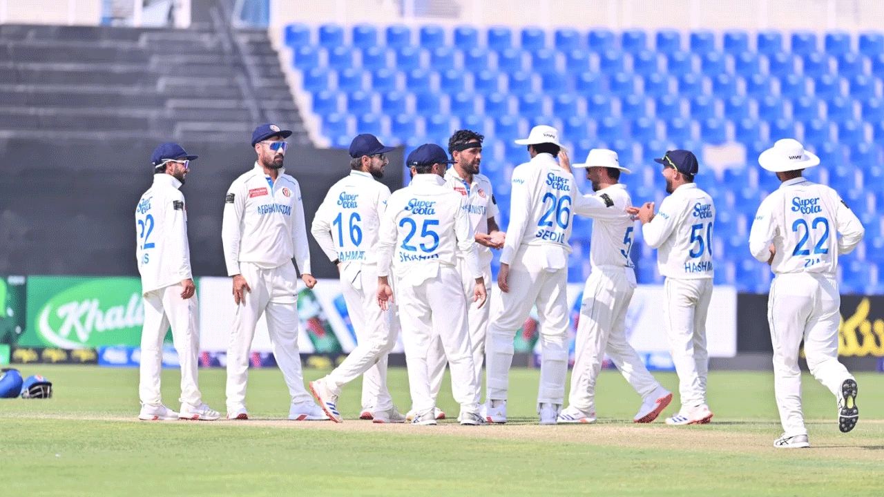 আফগানিস্তানের বিপক্ষে প্রথম ইনিংসে বাংলাদেশ ৩৪৬ রানে অলআউট