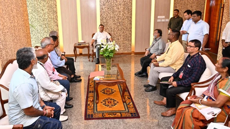 ধর্মের ভিত্তিতে নয়, মানুষ হিসেবে প্রত্যেকের নিরাপত্তা নিশ্চিতের চেষ্টা করব: প্রধানমন্ত্রী