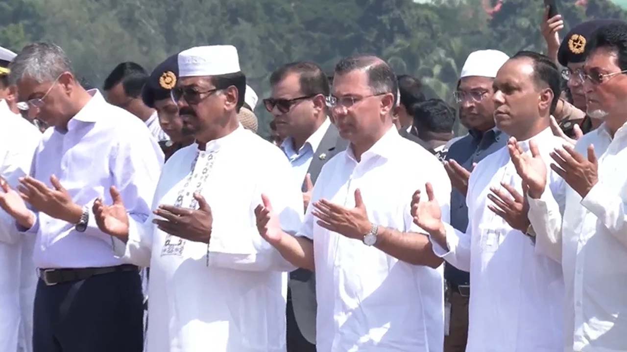 বিএনপি নেতা সালাহউদ্দিন আহমেদের জানাজায় প্রধানমন্ত্রী