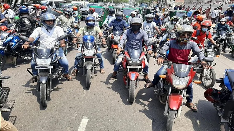 মোটরসাইকেল চালকদের জন্য নতুন নির্দেশ