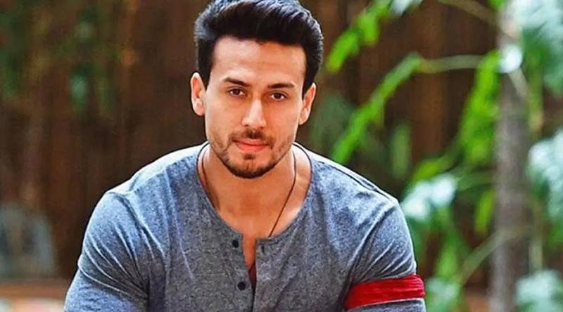 টাইগার শ্রফকে লক্ষ্য করে গুলি: আহত ২, নেপথ্যে লরেন্স বিষ্ণোই গ্যাং