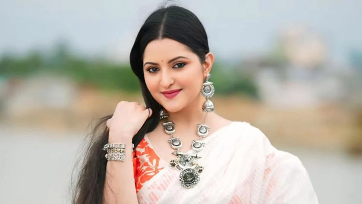 ‘মনে হয় কপালে এটাই ছিল’, মন্তব্য পরীমনির