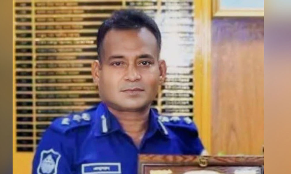 পুলিশ একাডেমি থেকে পালিয়েছেন ডিআইজি এহসান