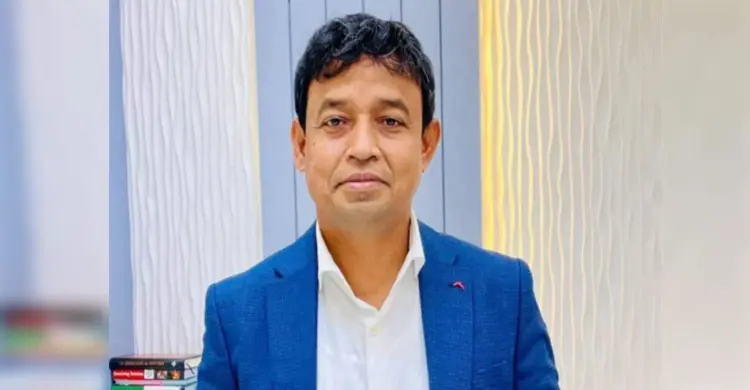 অবশেষে চাকরি থেকে বরখাস্ত ডিবি হারুন