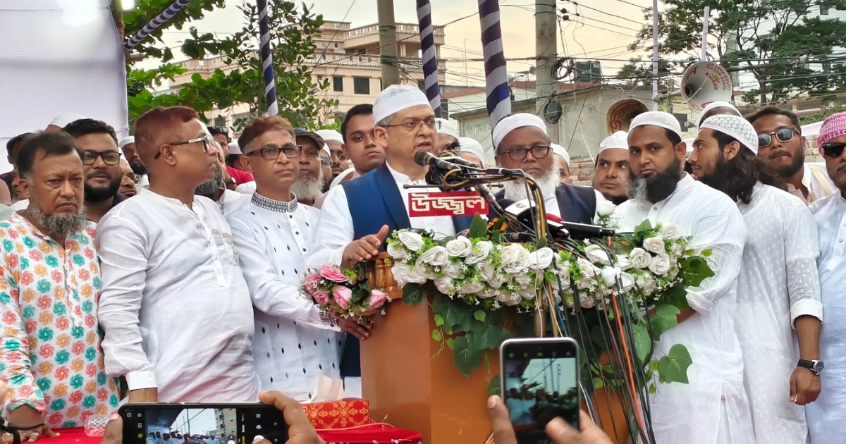 একটি দল রাজনৈতিক স্বার্থে ইসলামের ক্ষতি করতে চায়: সালাহউদ্দিন আহমদ