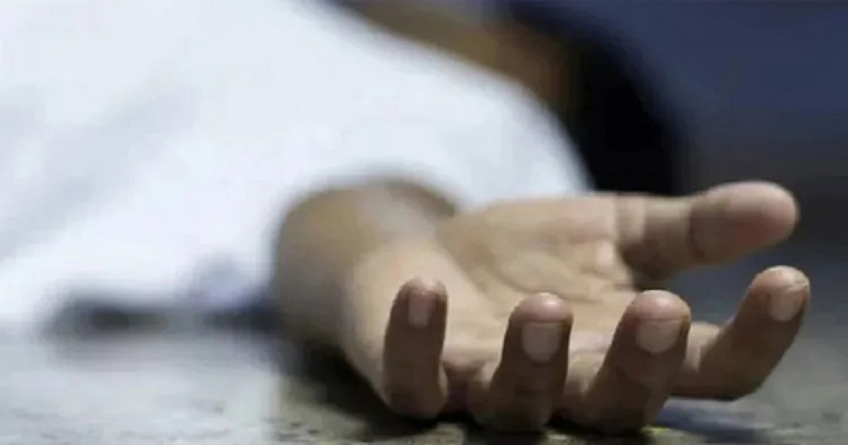 বাড্ডার একটি বাসা থেকে নারী-পুরুষের অর্ধগলিত মরদেহ উদ্ধার