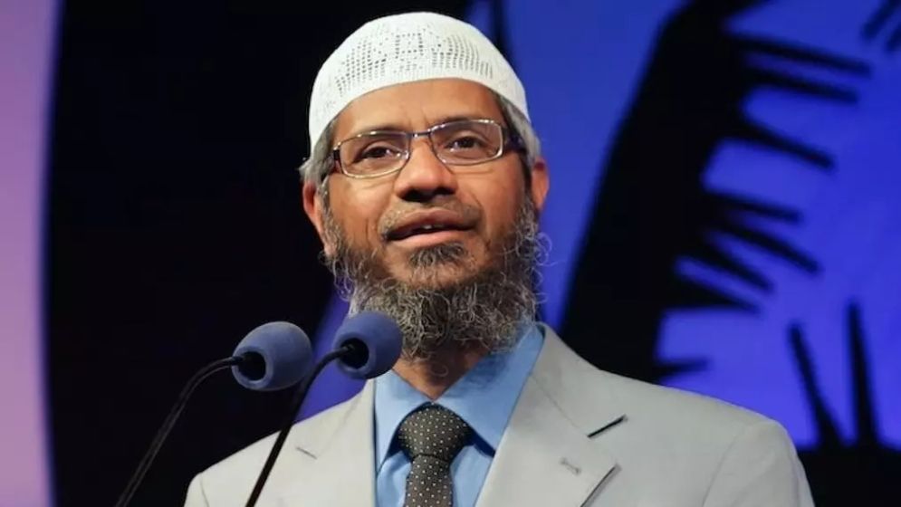 যে কারণে ঢাকায় আসা হচ্ছে না জাকির নায়েকের