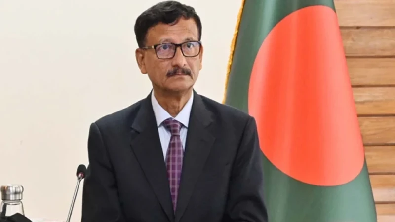 শেখ হাসিনাকে ফেরত চেয়ে দিল্লিকে পাঠানো চিঠির জবাব এখনও মেলেনি: পররাষ্ট্র উপদেষ্টা