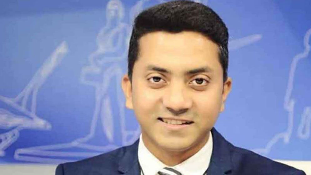 যে মামলায় গ্রেফতার হলেন ব্যারিস্টার আহসান হাবিব