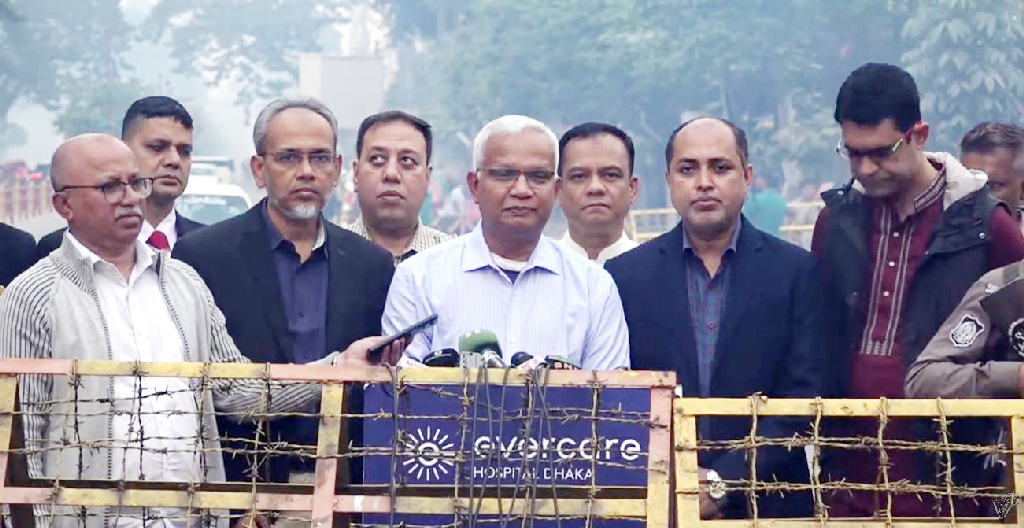 খালেদা জিয়ার শারীরিক অবস্থা আগের চেয়ে স্থিতিশীল: ডা. জাহিদ