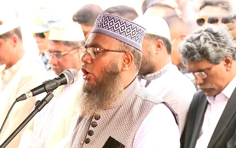ভাইয়ের ইমামতিতে শহিদ হাদির নামাজে জানাজা অনুষ্ঠিত