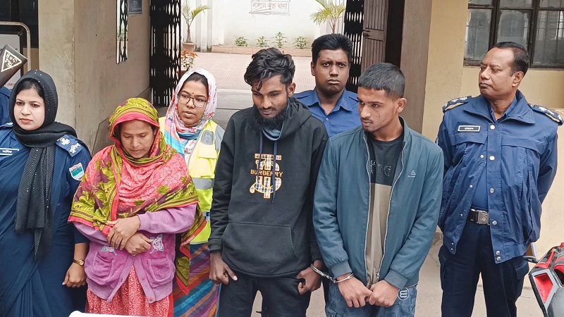 ঝিনাইদহে পুলিশের সাঁড়াশি অভিযান ৮লক্ষ টাকা ১২০০ পিস ইয়াবা সহ গ্রেপ্তার ৩