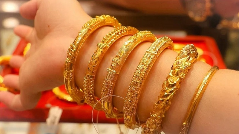 অতীতের সব রেকর্ড ভেঙে সোনার সর্বোচ্চ দাম